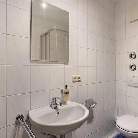 Alpenrose Apartment *